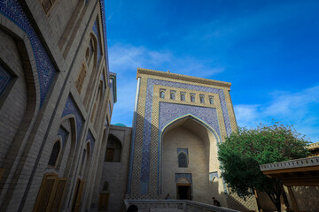 Fototapeta premium Colorful Building of Pahlavan Mahmoud Mausoleum in Khiva, Uzbekistan