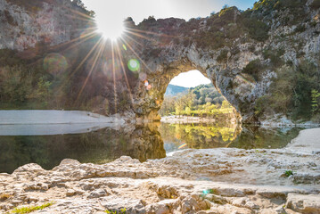 Pont d'Arc &agrave; Vallon-Pont-d'Arc