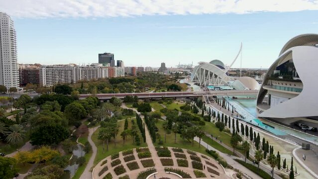 Spain Valencia 06.08.2021. Turia Park in Valencia: The Green Heart of Valencia