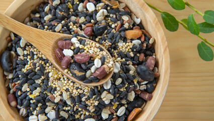 雑穀米(十五穀米)　イメージ