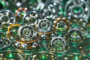 Lubricating oil. Ball bearing.