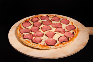 Pizza artesanal de jamón