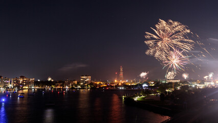 Fototapeta na wymiar 4th of July Fireworks over the Indian River Lagoon