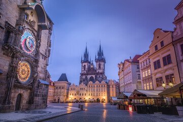 Fototapeta premium Astronomical clock in Prague old town square at dawn, Czech Republic
