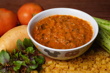 Tomato sauce with vegetables