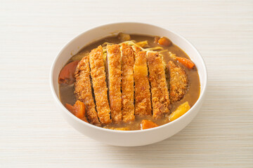 curry ramen noodles with tonkatsu fried pork cutlet