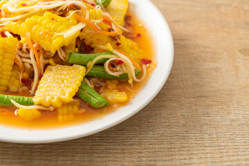 Som Tum - Thai spicy papaya salad with corn