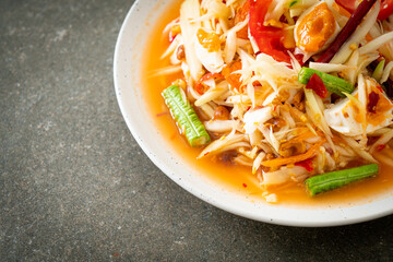Som Tum - Thai Spicy green papaya salad with salty eggs
