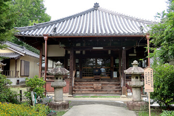 Naklejka premium 日本の仏教寺院 走井山勧学寺の本堂