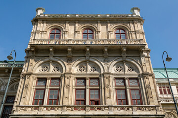 Fototapeta na wymiar facade of a building