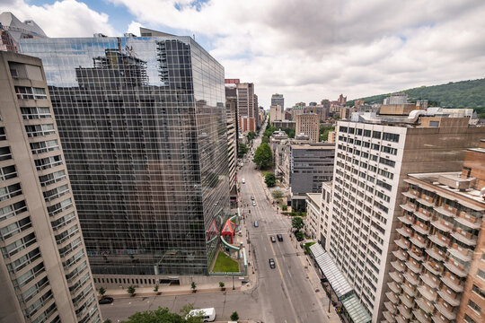 Downtown Montreal skyline from Campus 1 MTL