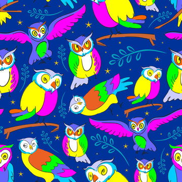 Cute owl Seamless pattern isolated on blue background. © ngupakarti