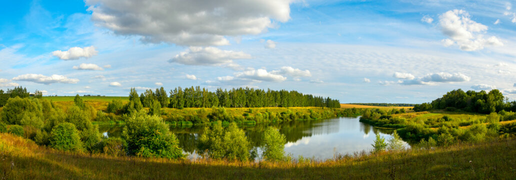 Landscape with lake and green trees © valeriy boyarskiy