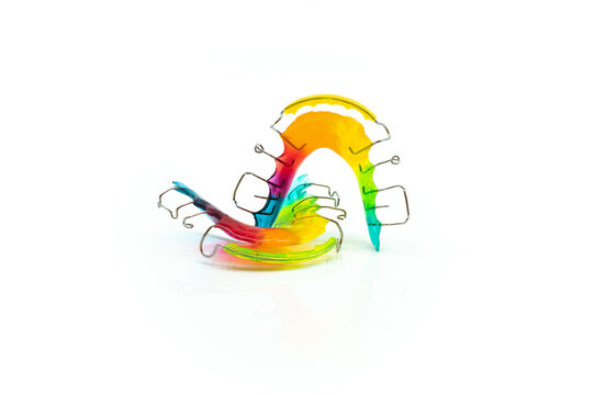 Hawley Retainer