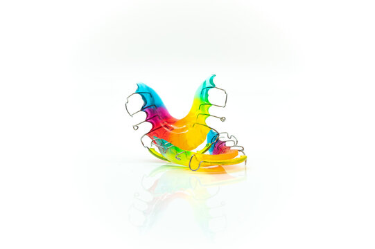 Hawley Retainer 