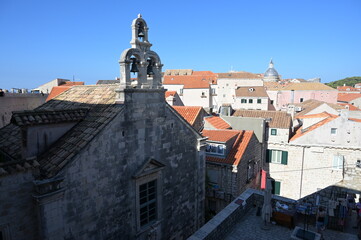 Fototapeta na wymiar The rooftops and walls of the old walled town of Dubrovnik.