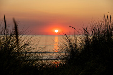 Fototapeta na wymiar sunset in the sand dunes