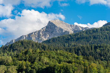 The Hoher Göll is a 2522m high mountain in the Berchtesgadener Alps. It is the highest peak of the Göll massif, which straddles the border between Germany and Austria.