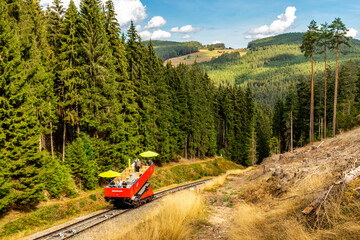 Fototapeta na wymiar Entdeckungsrunde zur Oberweißbacher Bergbahn im wunderschönen Schwarzatal - Thüringen - Deutschland