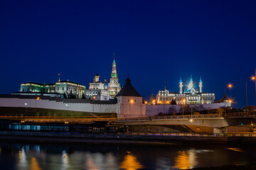 Obraz premium Panoramic view with Kazan Kremlin at night, mosque Kul Sharif and with river Kazanka.May 2022