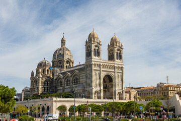 Vue sur la Cathédrale La Major de Marseille, sur l'Esplanade Jean-Paul II