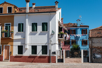 Fototapeta na wymiar colorful houses italy