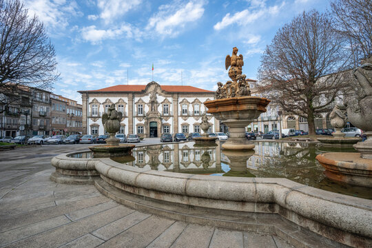 Braga City Hall (Paços do Concelho) and Pelican Fountain - Braga, Portugal