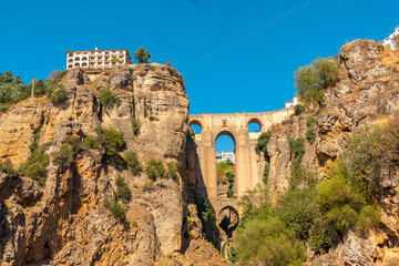 Prachtig nieuw bruggezichtspunt van de provincie Ronda in Malaga, Andalusië