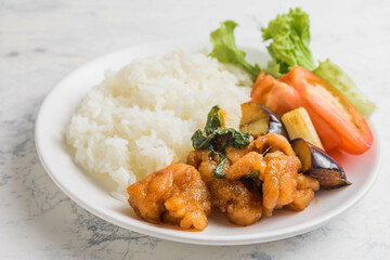 鶏肉の甘酢ランチ