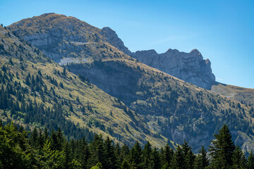 Obraz premium Le massif du Vercors en été