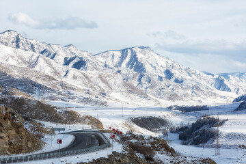 famous road Chuysky tract in the mountains of Altai on winter - obrazy, fototapety, plakaty