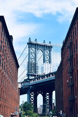 Manhattan bridge city
