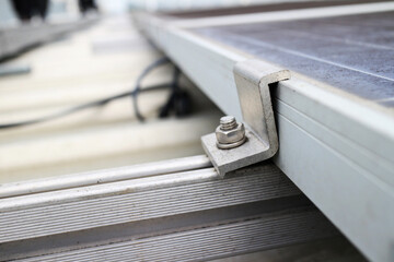 Incorrect Wrong Size of End Clamp for Solar Panel Installation