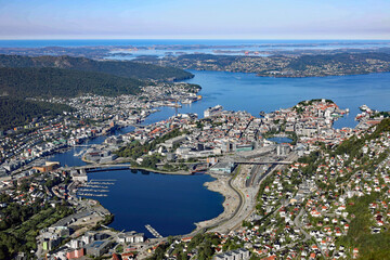 Fototapeta na wymiar Bergen in Norwegen