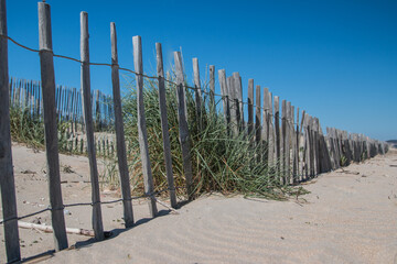 barrière sur la plage