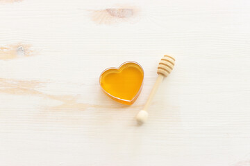 Fototapeta premium rosh hashanah (jewesh holiday) concept - honey traditional holiday symbol