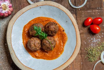 Almondegas de Carne Bovina