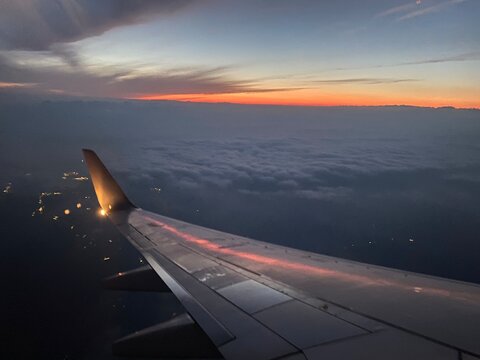 「フライング」の画像 24,553 件の Stock 写真、ベクターおよびビデオ Adobe Stock