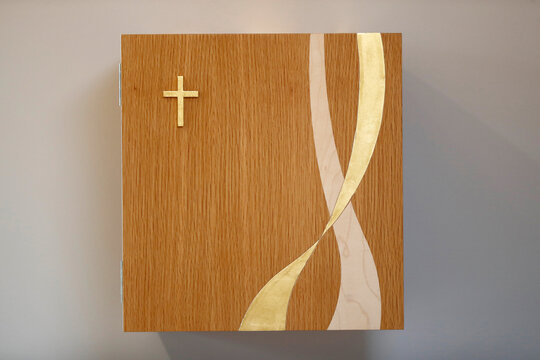 Catholic Tabernacle Images Browse 1 792 Stock Photos Vectors And Catholic Tabernacle Images Browse 1 792 Stock Photos Vectors And