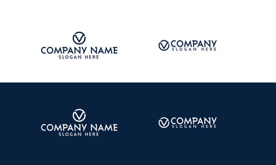 Obraz premium Ratio Alphabet logo design vector vintage typography Art letter icon symbol for Business 