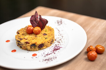 Vegetarian dishes such as salads, quinoa, avocado, vegetables and wraps