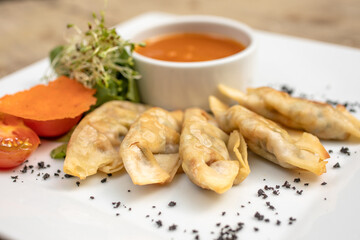 Vegetarian dishes such as salads, quinoa, avocado, vegetables and wraps