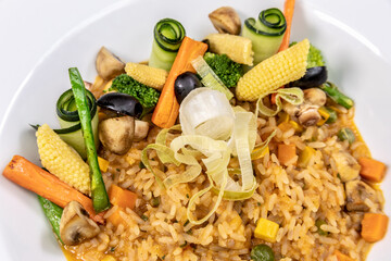 Vegetarian dishes such as salads, quinoa, avocado, vegetables and wraps