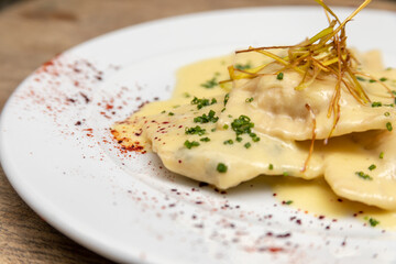 Vegetarian dishes such as salads, quinoa, avocado, vegetables and wraps