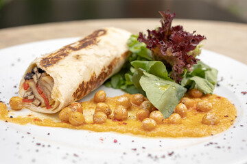 Vegetarian dishes such as salads, quinoa, avocado, vegetables and wraps