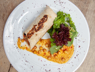 Vegetarian dishes such as salads, quinoa, avocado, vegetables and wraps