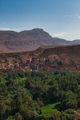 Obraz premium traditional red cloth town in morocco, old town panorama, traditional landscape