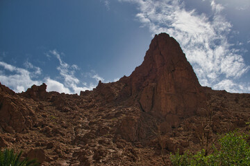 Todra gorge in Morocco, red rocks in Morocco, exploring the gorge, beautiful Moroccan landscape