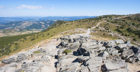 panorama depuis le Mont Mézenc en Haute Loire en été en France