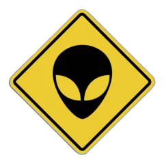 Foto op Canvas Diamond-shaped crossing sign with yellow background and black border with a black alien face in the middle. © BreizhAtao
